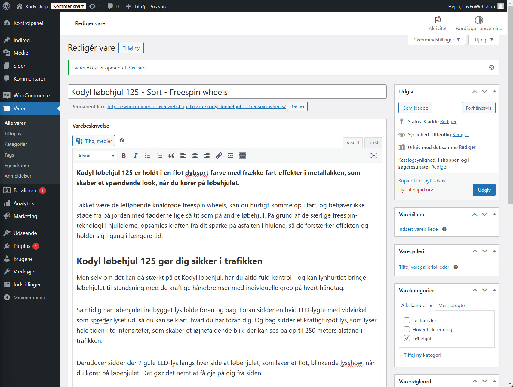 Felter til kort produktbeskrivelse i WooCommerce, der vises over "Tilføj til kurv"-knappen; sikrer, at vigtige produktdetaljer er synlige for kunder.
